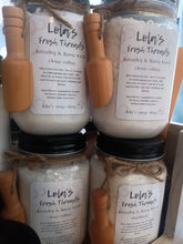 Load image into Gallery viewer, Lola's Fresh Threads - laundry and linen wash
