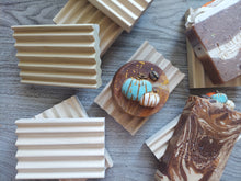 Load image into Gallery viewer, Wooden Soap dish (Poplar)

